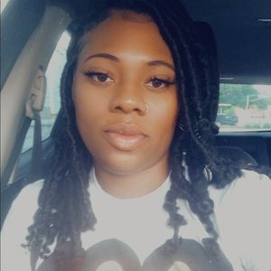 Meet your Posher, Lanette